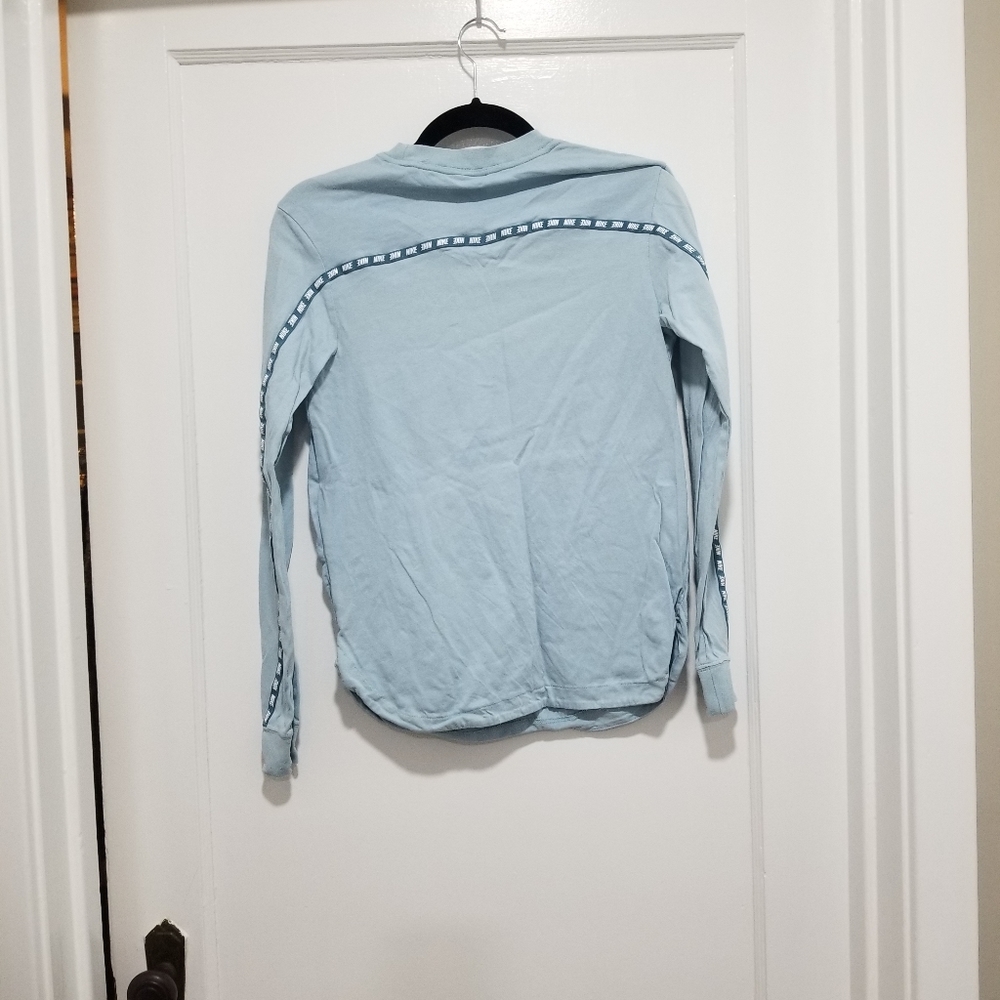 Long Sleeve Nike T - Picture 3 of 3